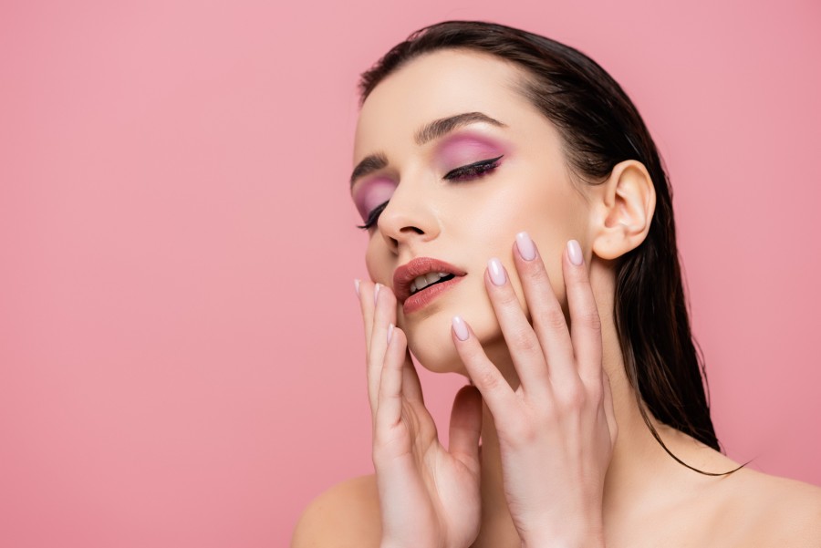 Comment choisir le maquillage idéal pour une mariée brune ?